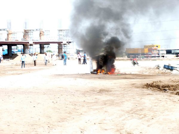  రాజధాని ప్రాంతంలో 144 సెక్షన్: మిల్లర్‌లో పడి మృతి చెందిన కార్మికుడు ఇతడే 