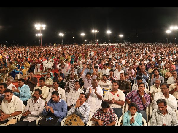 బాబాల ఫైట్