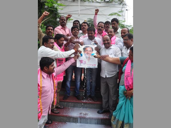 పాలేరు గెలుపు