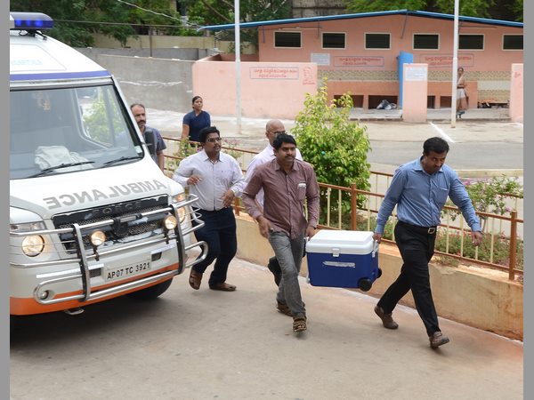 గుంటూరులో తొలిసారిగా గుండె మార్పిడి ఆపరేషన్