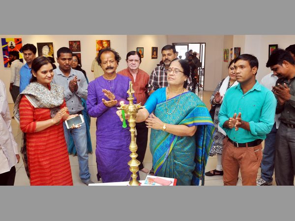 స్టేట్ ఆర్ట్ గ్యాలరీలో 'లైఫ్ ఆఫ్ బుద్ధ' ప్రదర్శన