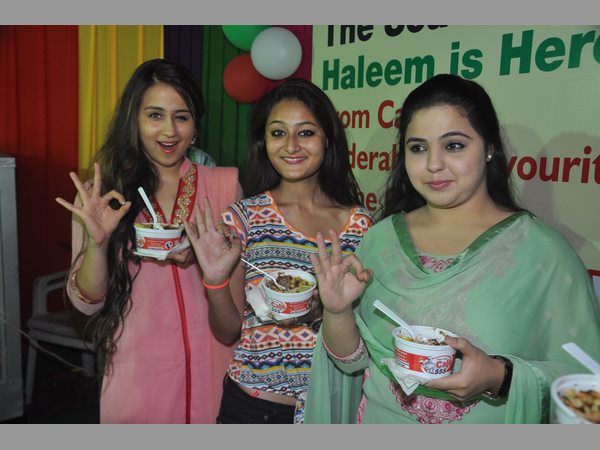  హలీం సందడి: ప్రారంభించిన మిస్ ట్విన్ సిటిస్