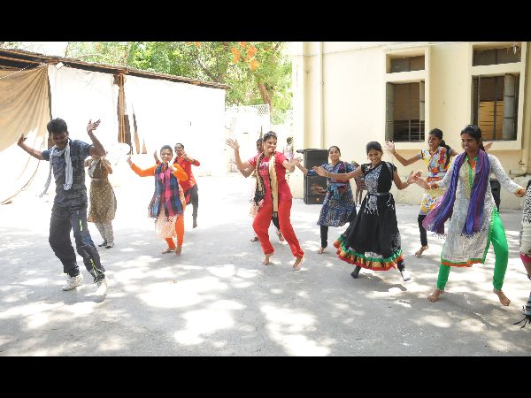 కళాకారుల రిహార్సల్స్