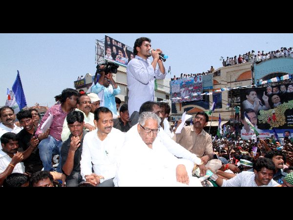 Why Chandrababu not questioning KCR about Palamuru project: YS Jagan