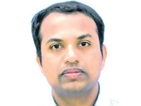 Woman files complaint against nri husband at Himayat nagar Woman files complaint against nri husband at Himayat nagar