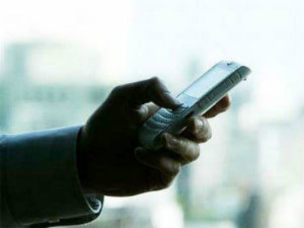 Youths prefer to meet in person than chat on social media: survey Youths prefer to meet in person than chat on social media: survey