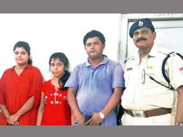 Jai ho Prabhu! Tweet to Rail Minister help locate runaway Bengal girls Jai ho Prabhu! Tweet to Rail Minister help locate runaway Bengal girls