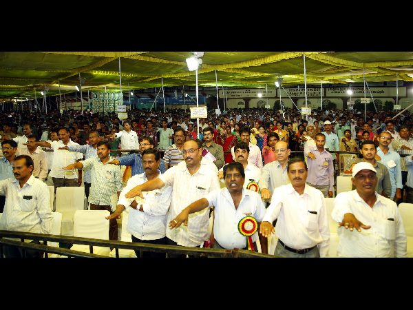  గులక రాళ్లను నోట్లో వేసుకుని సాధన చేసేవారు: ఎన్టీఆర్‌పై చంద్రబాబు
