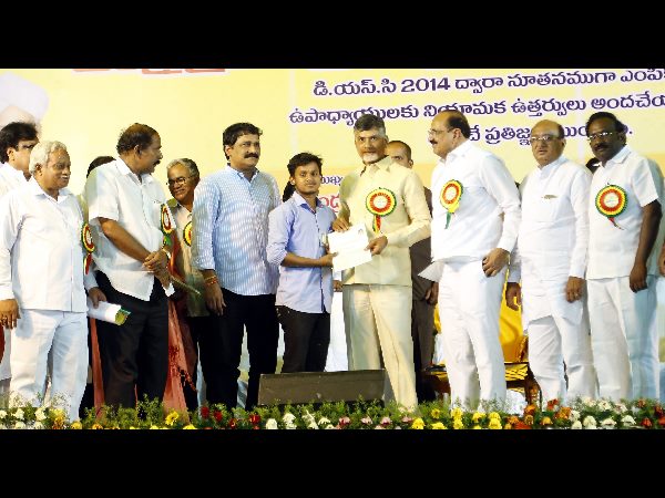  గులక రాళ్లను నోట్లో వేసుకుని సాధన చేసేవారు: ఎన్టీఆర్‌పై చంద్రబాబు