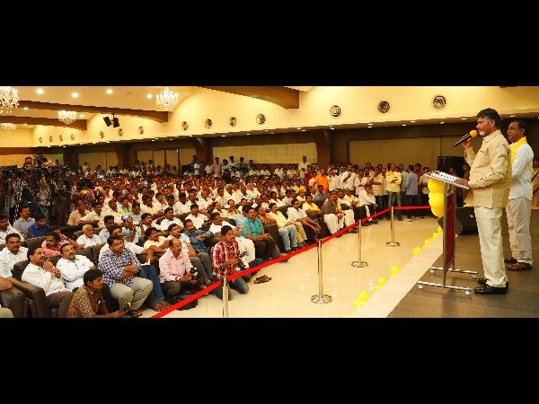 టిడిపిలో చేరిక