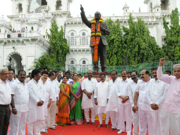 ఆవిర్భావ వేడుక