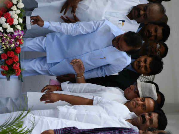 ఆవిర్భావ వేడుక