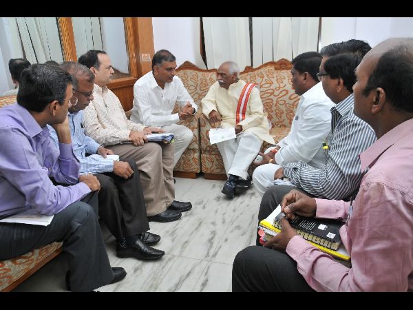 దత్తాత్రేయతో హరీశ్