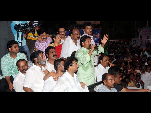  'అనంత'లో జగన్ చెప్పిన సినిమా స్టోరీ ఇదే