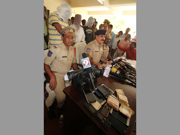 చానెల్‌లో క్రైమ్ రిపోర్టర్