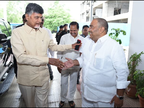 చంద్రబాబు