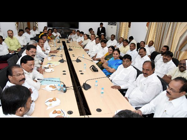 చంద్రబాబు