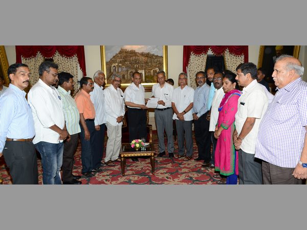 వినతిపత్రం