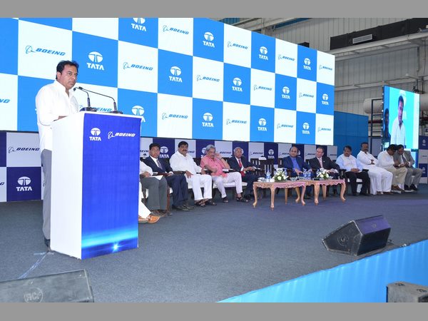 హెలికాప్టర్ల విడిభాగాల తయారీకి పారికర్ శంకుస్థాపన