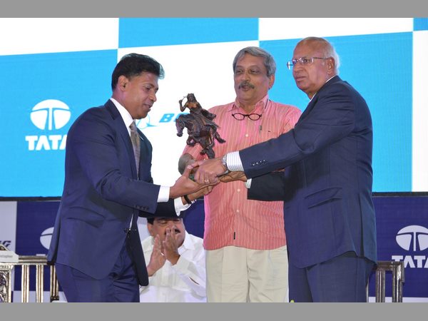 హెలికాప్టర్ల విడిభాగాల తయారీకి పారికర్ శంకుస్థాపన