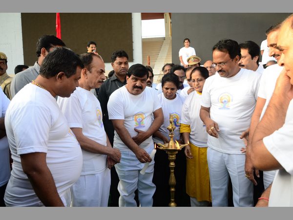 గచ్చిబౌలిలో యోగా దినోత్సవం