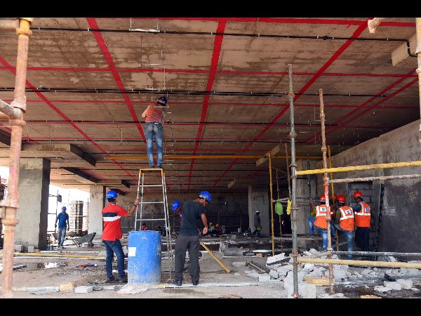  సమీపిస్తున్న గడువు: పనుల్లో వేగం, నాలుగు రోజుల్లో సచివాలయం సిద్ధం