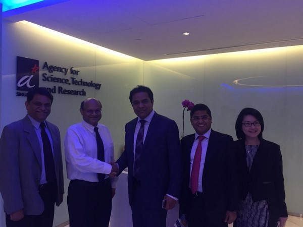 సింగపూర్‌లో కెటిఆర్ బిజీ