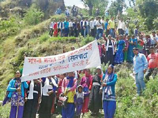 Bus arrives in Uttarakhand village for first time in 69 yrs