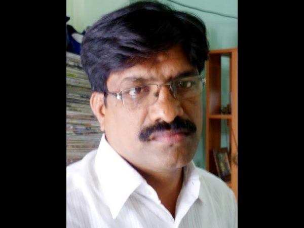  Sangisetti narrates his back ground for oneindia Telugu readers