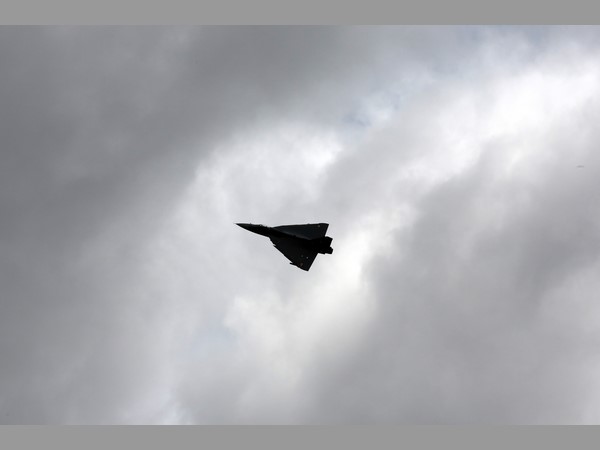 వాయుసేనలోకి 'తేజస్'