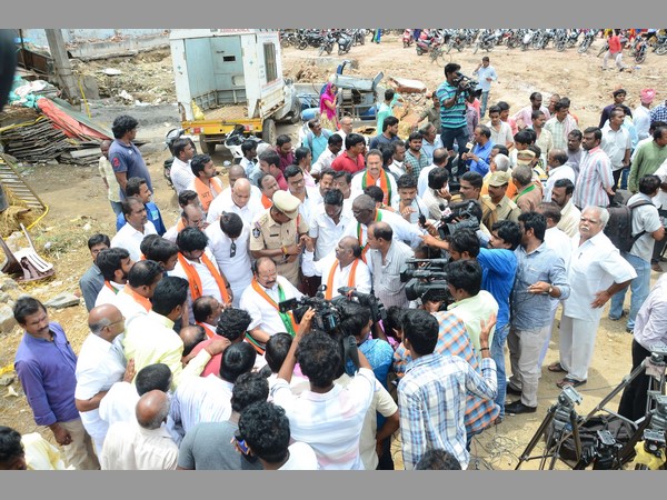 బీజేపీ వ్యతిరేకత, మెట్టుదిగిన చంద్రబాబు ప్రభుత్వం