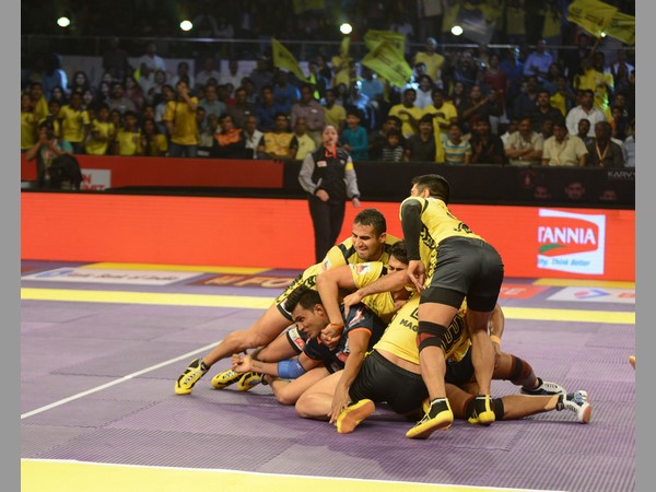 బోణీ అదిరింది: బెంగాల్‌ను చిత్తు చేసిన తెలుగు టైటాన్స్