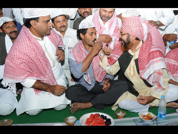 వైయస్ జగన్