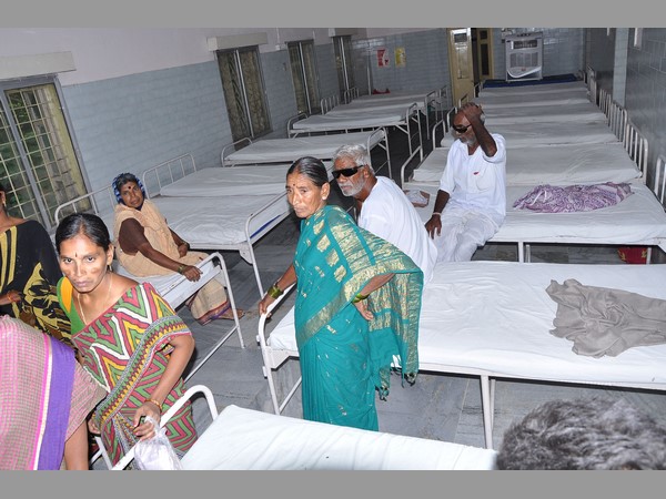 ప్రభుత్వానికి రెండు నివేదికలు.. ప్రభుత్వానికి రెండు నివేదికలు..