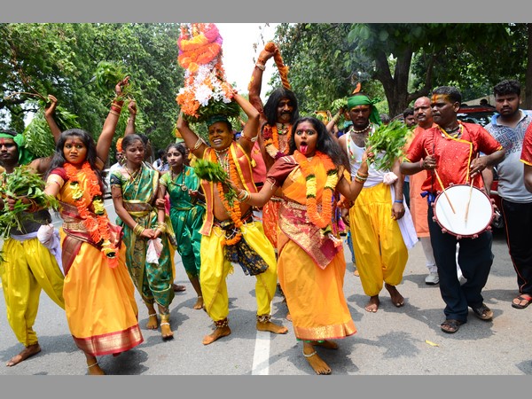 బోనాల సంబరం బోనాల సంబరం