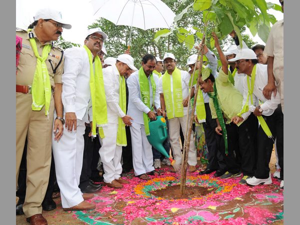 కేసీఆర్