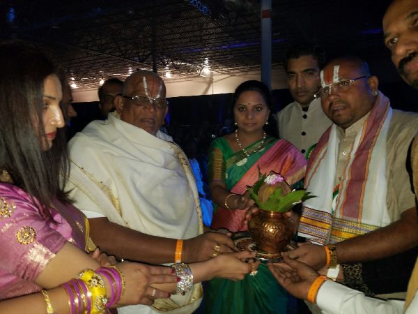 ఎంపీ కవింత