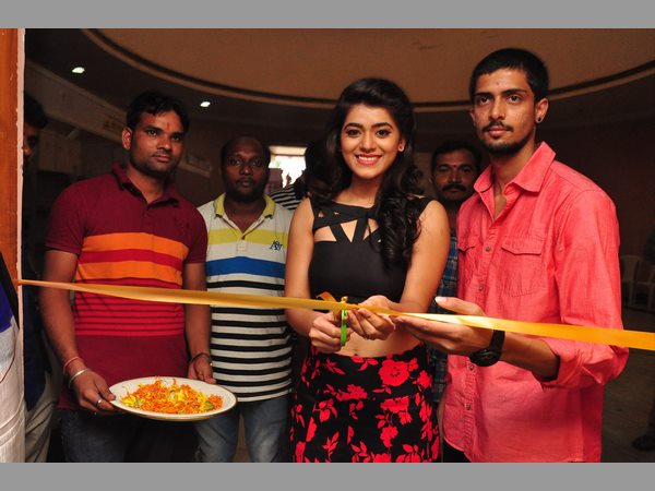 యామిని భాస్కర్ 