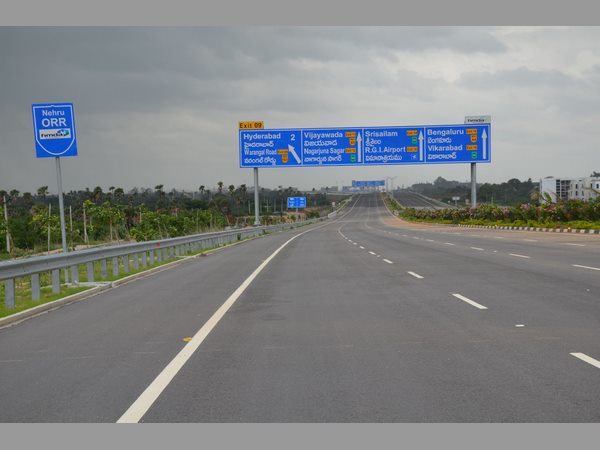  ఔటర్ రింగ్ రోడ్డు హైదరాబాద్‌కే మణిహారం: కేటీఆర్