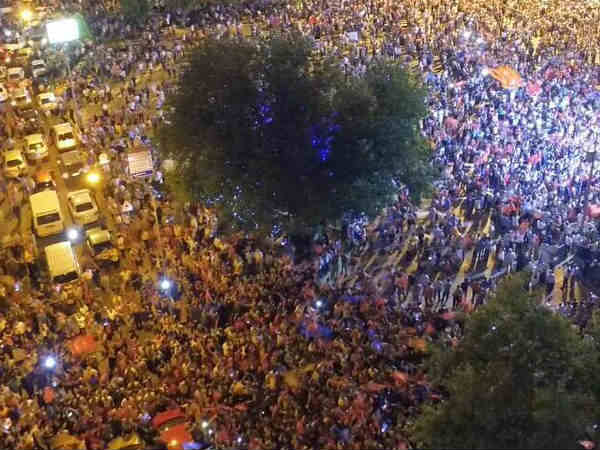 రాజ్యాంగం మార్పుకు మద్దతు లేదు