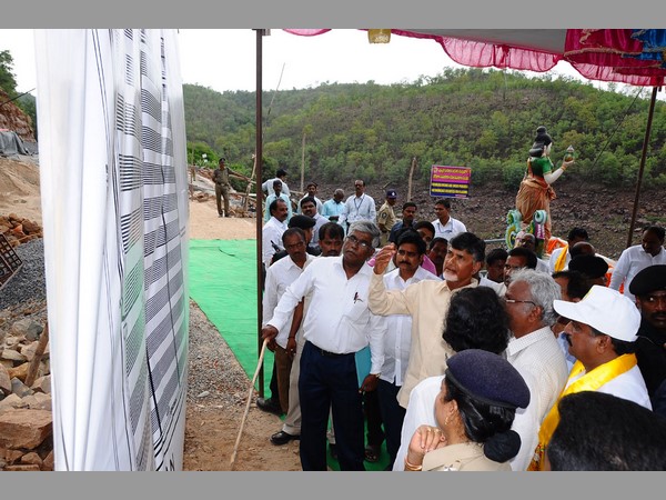 కృష్ణా పుష్కరాలపై సమీక్ష