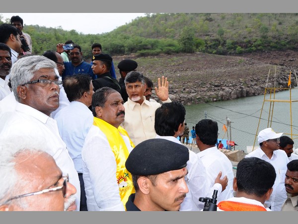 కృష్ణా పుష్కరాలపై సమీక్ష
