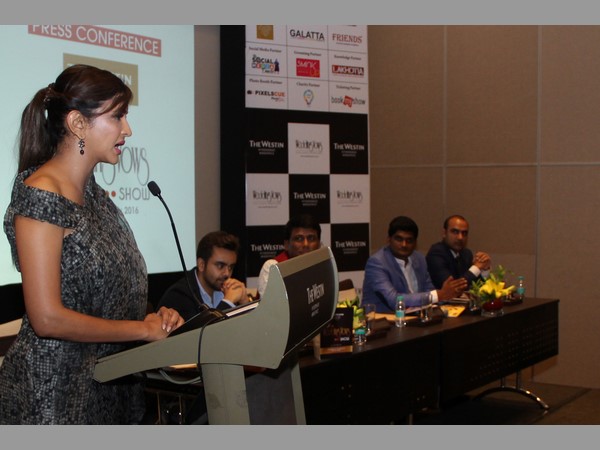 మంచు లక్ష్మి సందడి