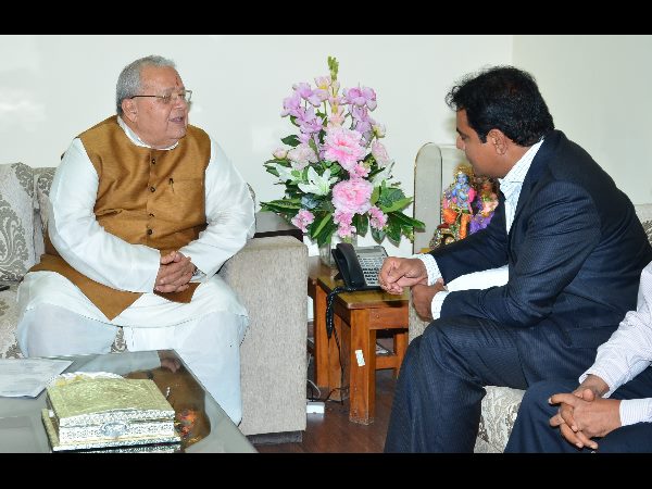 కేంద్రమంత్రితో కెటిఆర్