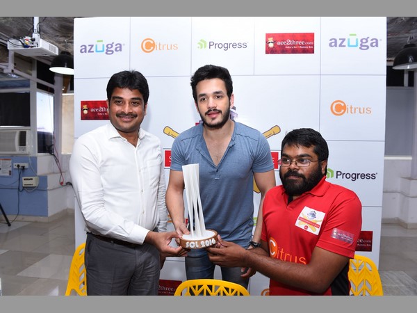 ఎస్‌సీఎల్ ట్రోఫీ ఆవిష్కరించిన అక్కినేని అఖిల్