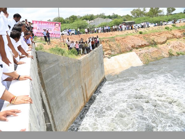జలాల పరుగు జలాల పరుగు