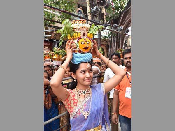 బోనాల వైభవం