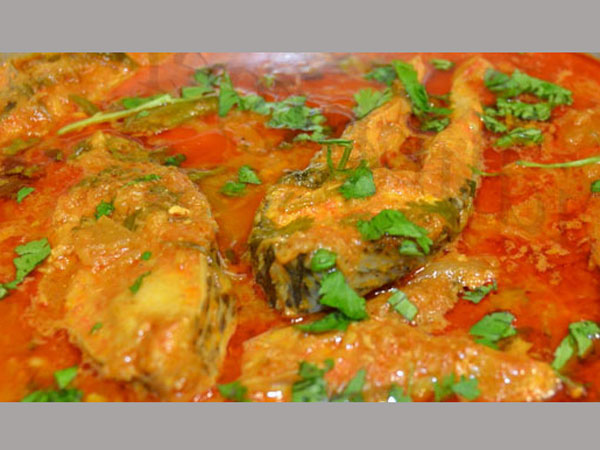  ఏపీలో పులస 'ఫీవర్': కిలో రూ.4 వేలకు చేరిన సీజనల్ ఫిష్ ధర 