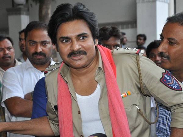 మోడీపై ఏప్రిల్‌లో...