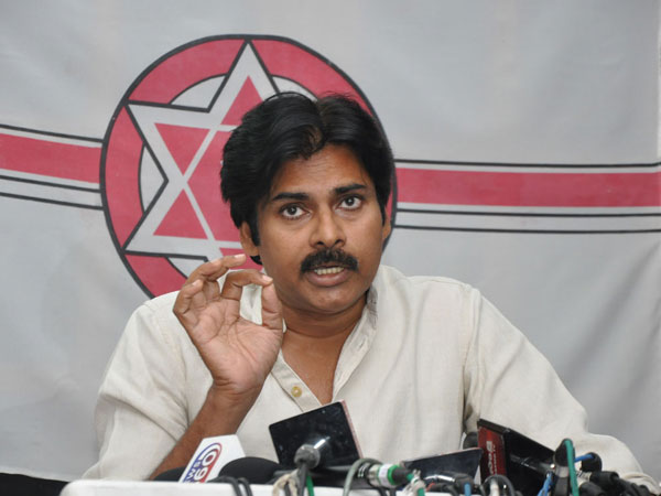 పవన్ కళ్యాణ్ దారేది....